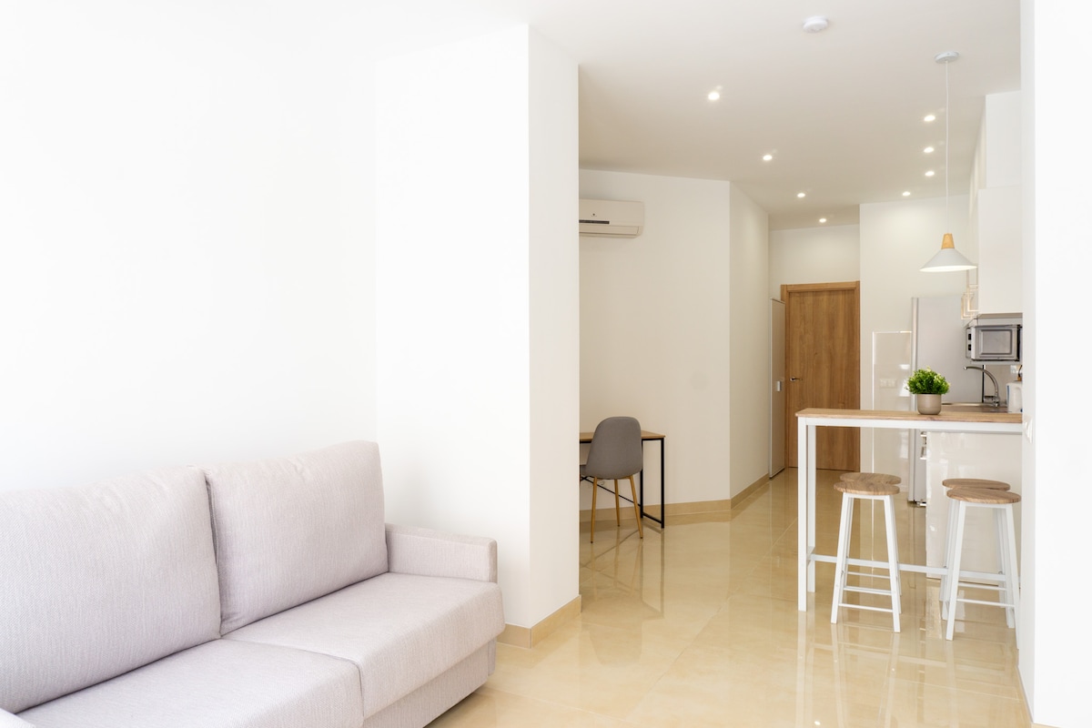 Popular Airbnb listing: New Style Apartment in San Miguel