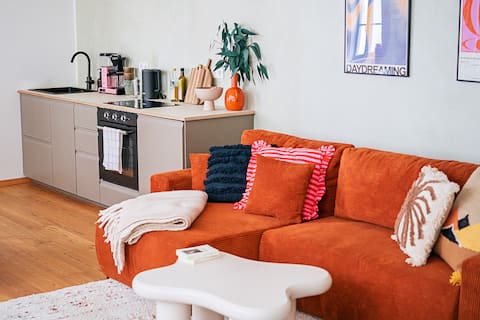 Erfolgreiche Airbnb-Immobilie: Calm design apartment in the dynamic West in Lindenau