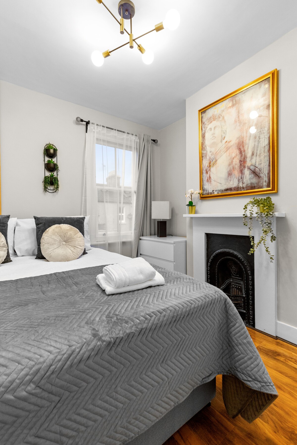 غرفة النوم 2