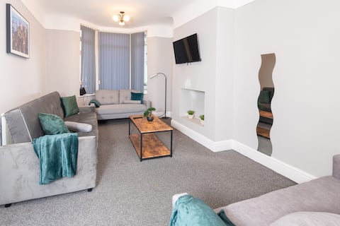 Successful Airbnb property: Spacious Central Liverpool Home in Old Swan