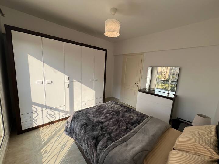 غرفة النوم 2