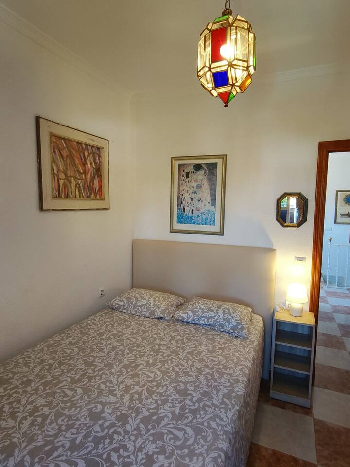 საძინებელი 2