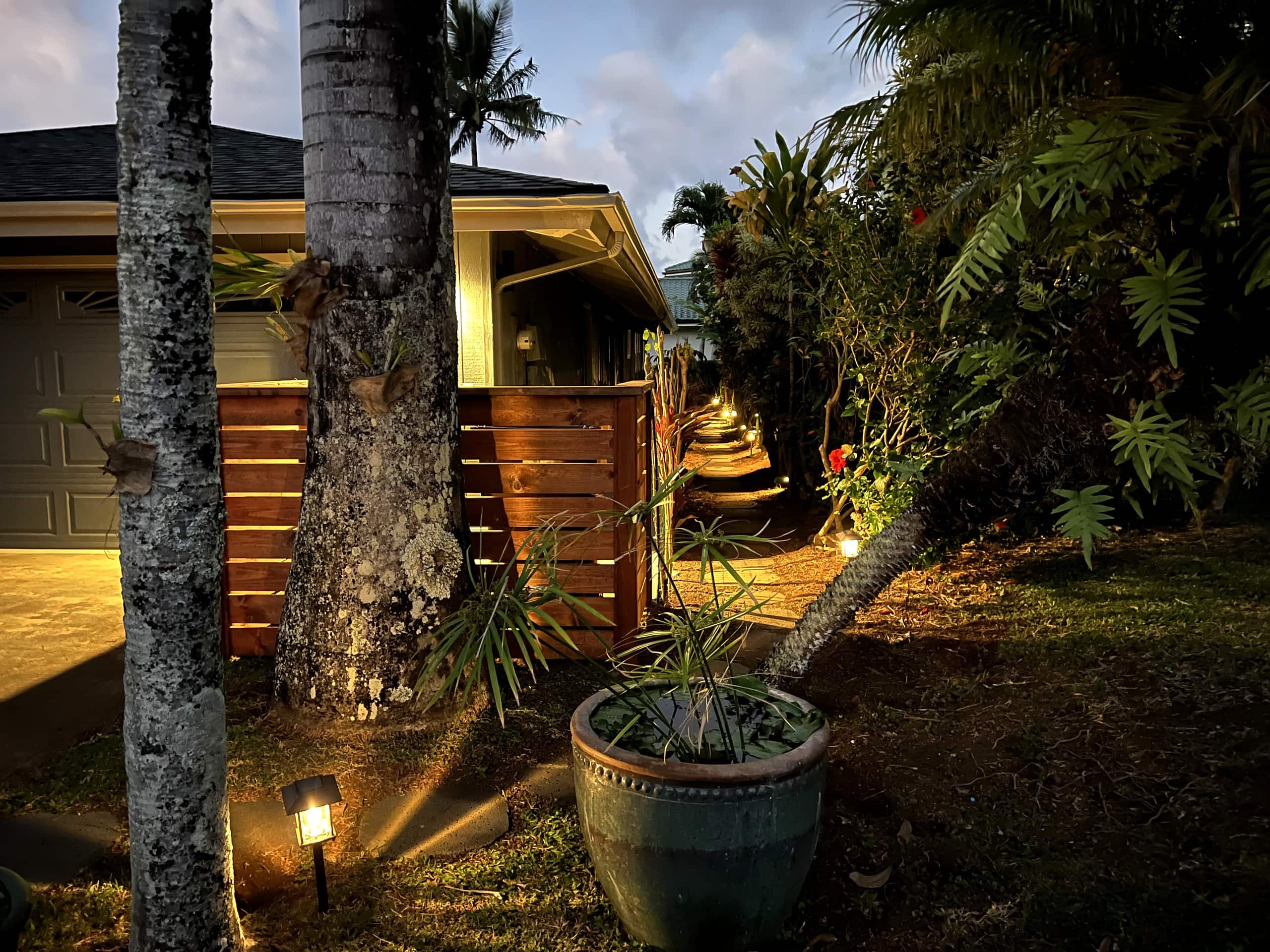 Couple's Kauai Cliffside Retreat with A/C - Image 48