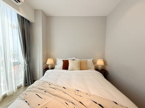 So Living | Prime Location New 2BR Luxury Aprtment