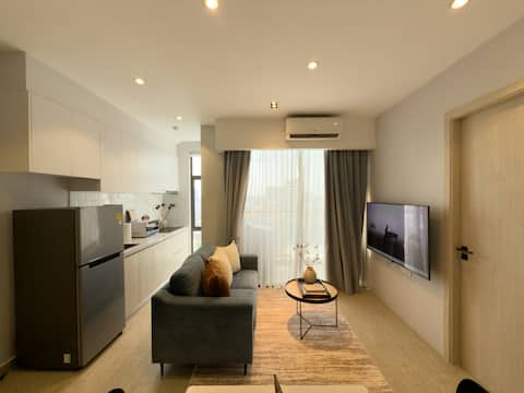 So Living | Prime Location New 2BR Luxury Aprtment