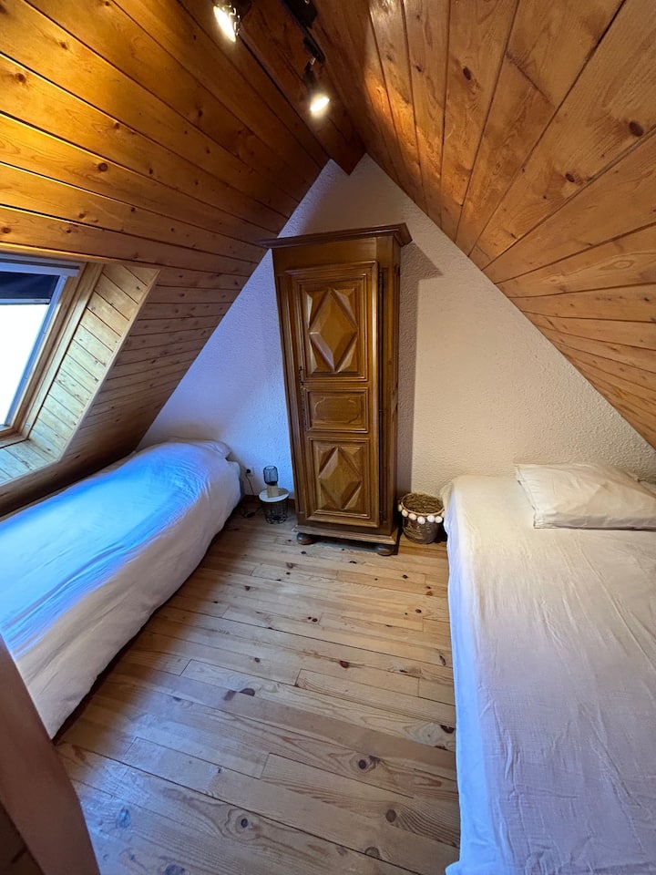 غرفة النوم 2