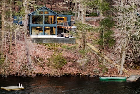 Oscaleta Lake House: Modern Lux