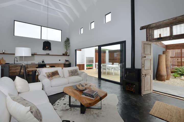Salt Bungalow - Luxury & Bespoke Yzerfontein - Yzerfontein