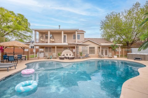 Zion's Poolside Paradise