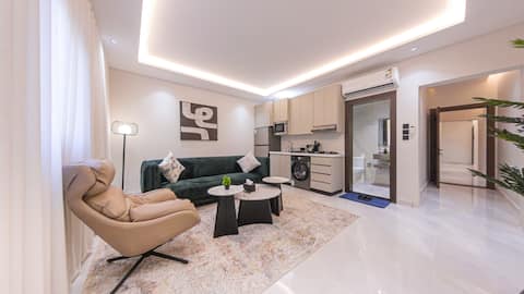 R201 nice 1 bedroom in prime loc