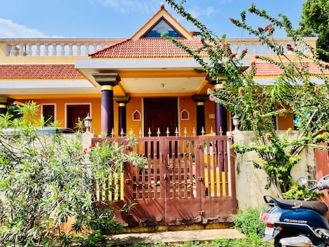 Le Abode Villa- A courtyard escape