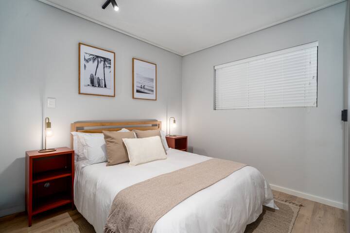 Sun, Surf and Dine at Surfer’s Corner gallery image 4