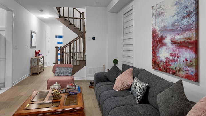 Brand New 4 Bdr House In Pickering - Ajax