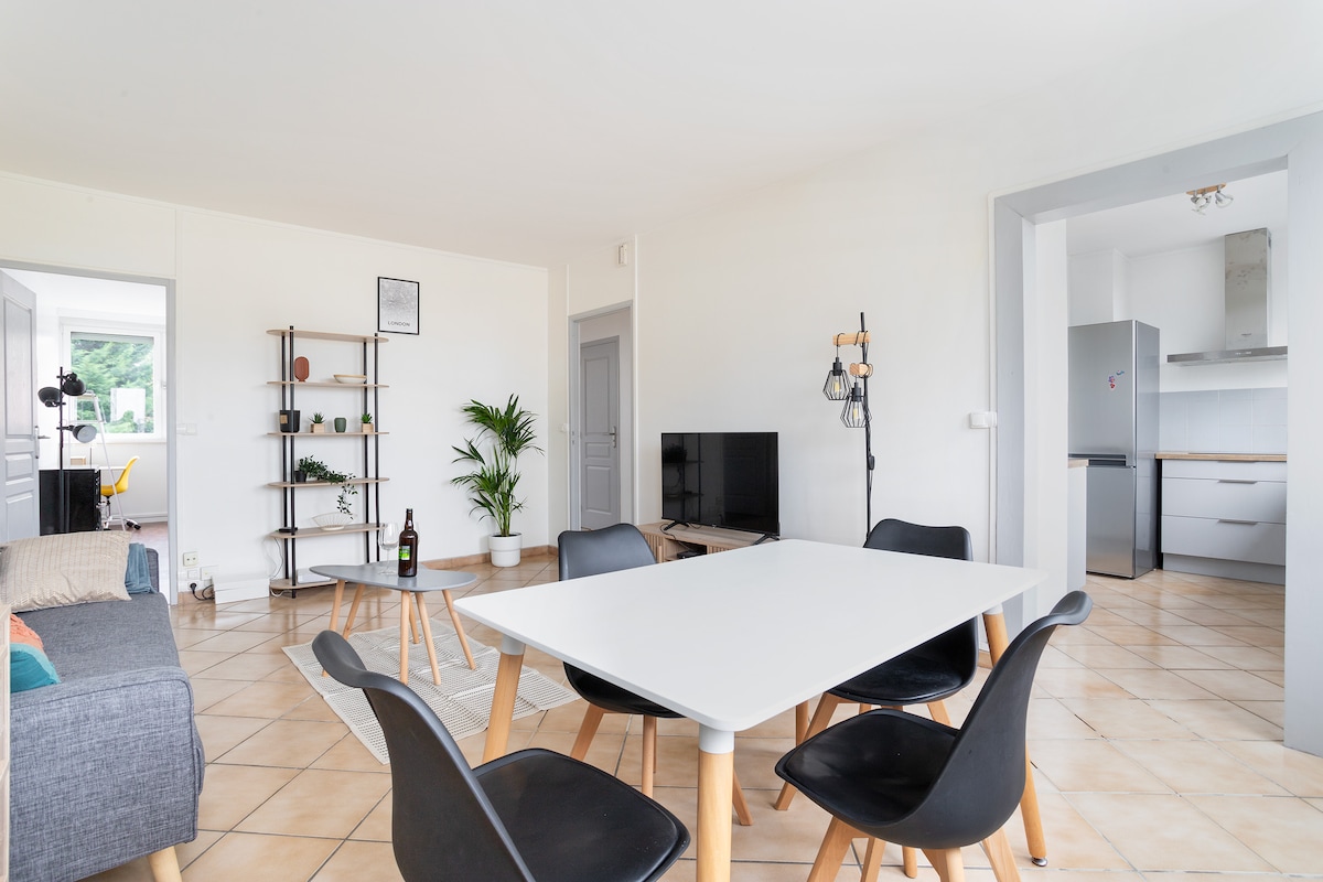 Popular Airbnb listing: The beautiful Barbieux – Roubaix in Roubaix