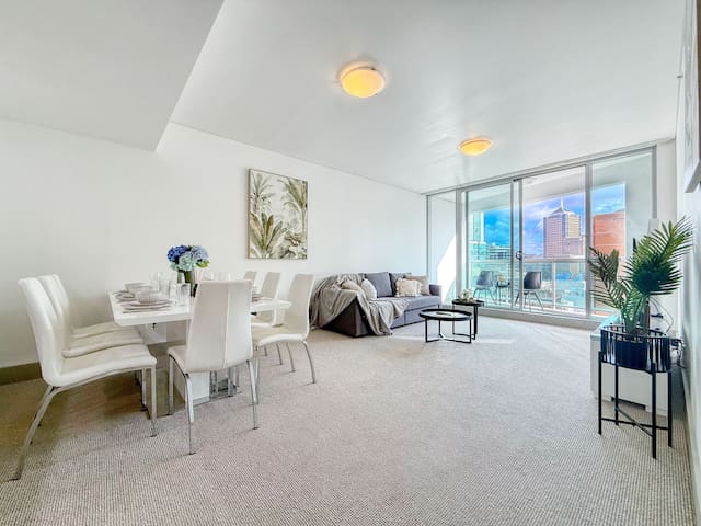 Superb 3-Br Apt in Heart of City : Darling Harbour