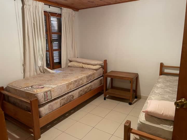 Dhomë gjumi 6