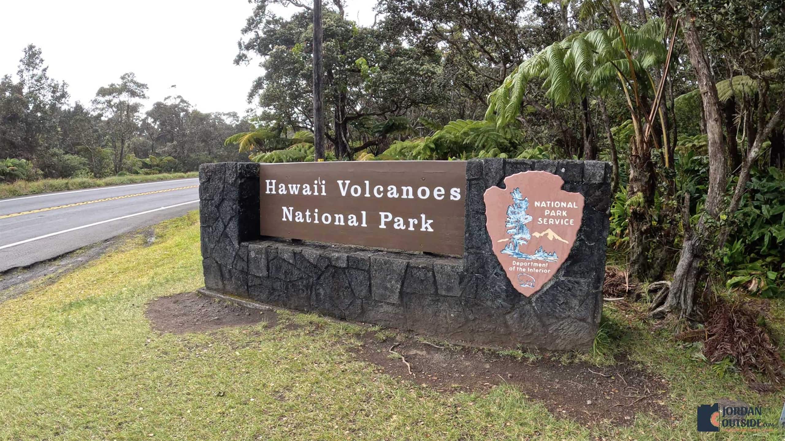 Home in Hilo · ★4.97 · 3 bedrooms · 4 beds · 3.5 baths - Image 85