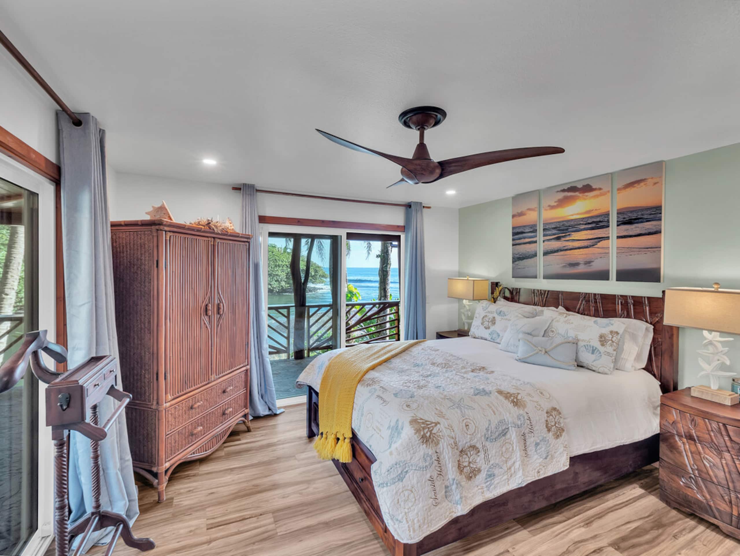 Home in Hilo · ★4.97 · 3 bedrooms · 4 beds · 3.5 baths - Image 43