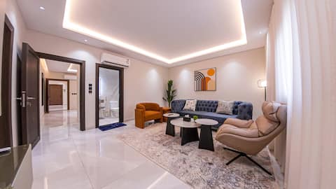 R504 Beautiful room in a prime location