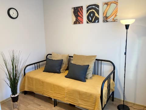 Successful Airbnb property: Apartment Łagiewniki 2 with parking and terrace in łagiewniki Borek Fałęcki