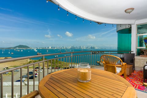 The Captain's Canal View Penthouse