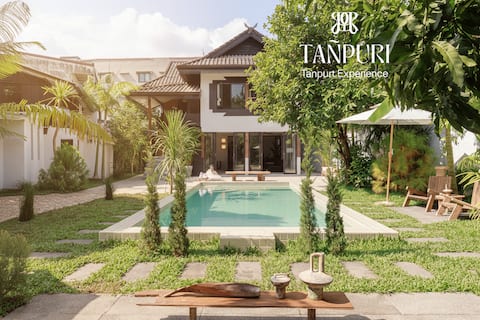 Pool Villa 8 Rooms Old Town Thapea + Night Bazaar