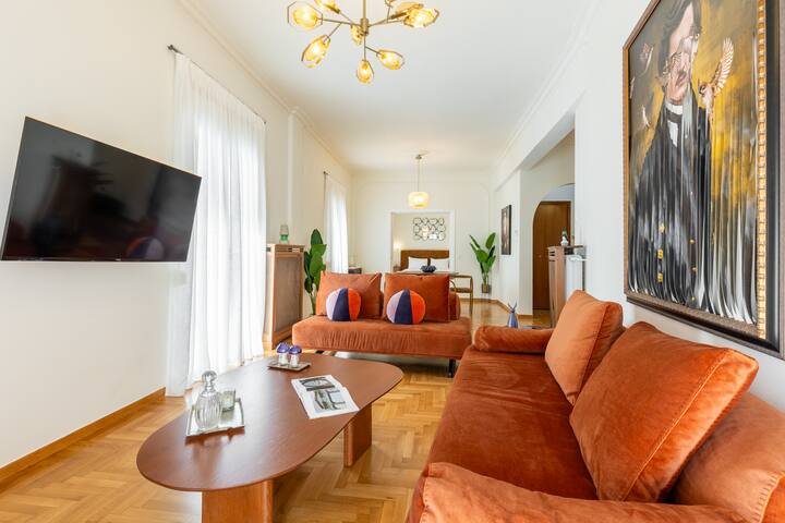 Sophisticated 3 bed apartment with Acropolis view gallery image 3