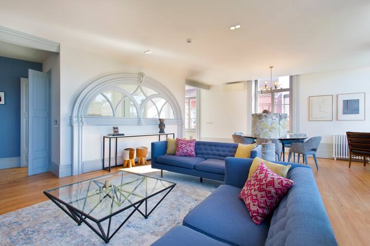 BOUTiQUE Rentals- THE MiRa*DOURO Ribeira Apartment gallery image 3