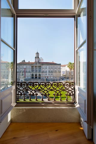 BOUTiQUE Rentals- THE MiRa*DOURO Ribeira Apartment