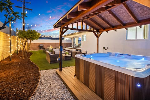 Modern Home|Spacious Backyard Oasis|Near Disney