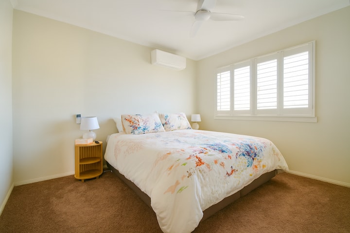 საძინებელი 1