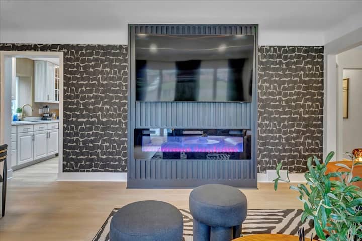 Hot Tub 4 Bd/3 Ba Birmingham Home Near Troy - 伯明罕
