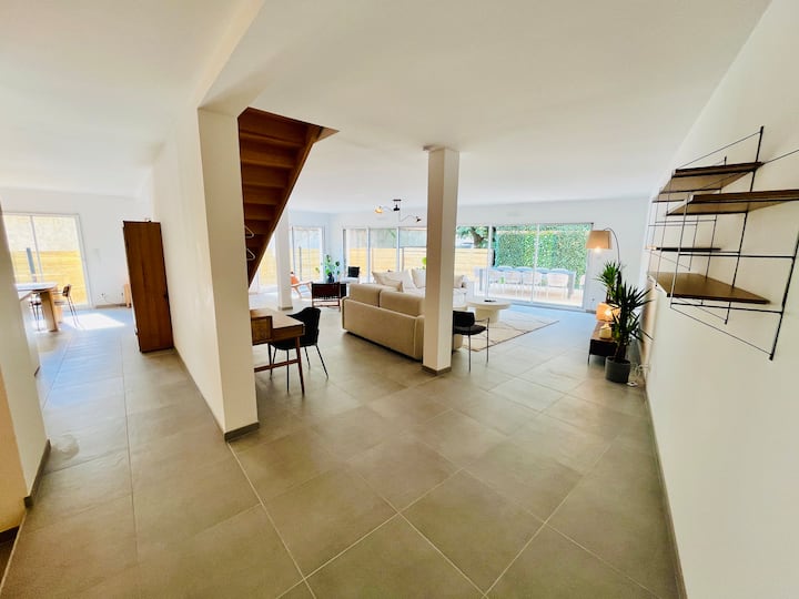 غرفة المعيشة