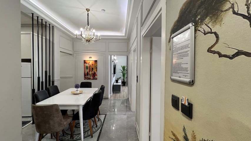 Taksim Square Luxury 4BR Next to Hotels Full A/C gallery image 3