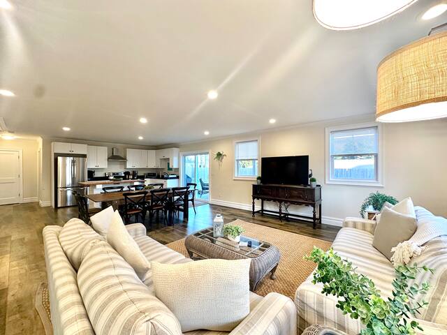 Hangar Haven, Large 6 Bedroom House gallery image 4