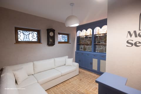 Popular Airbnb listing: Entire Luxury Villa (For Families and Groups) in Korçë