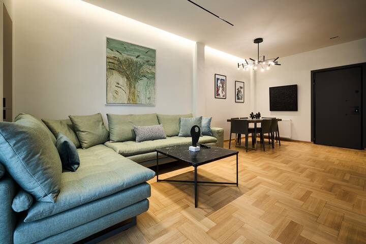 Kolonaki Silent Elegance: A luxurious Sanctuary gallery image 2