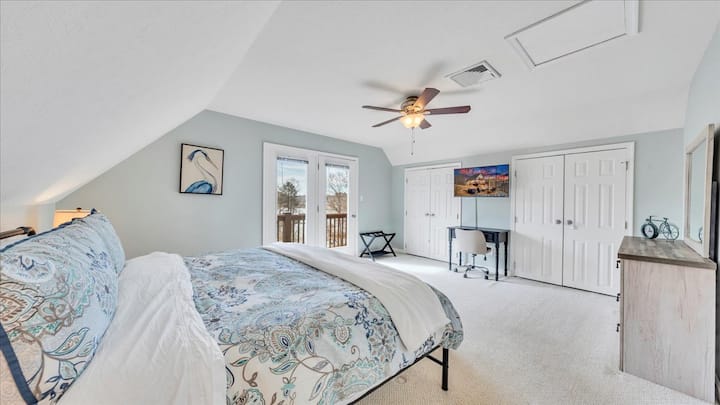 master bedroom, upstairs, private small deck overlooking lake