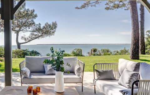 Villa La Perla – 1st row, 18 berths, Pyla