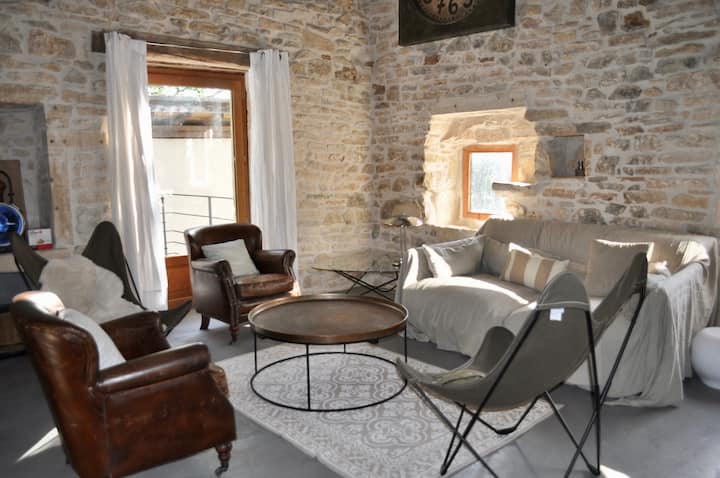 Дневна соба на 1 кат 