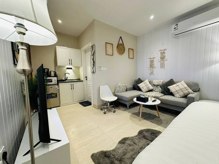 "Luxury Studio - Marbella 9 Compound" - Dammam
