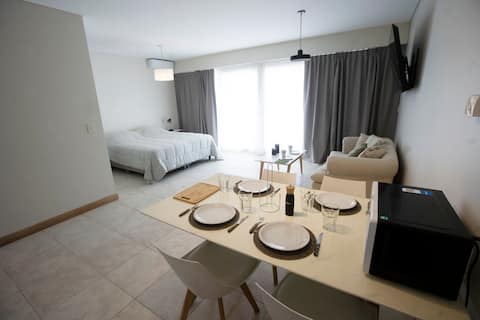 Popular Airbnb listing: Nordelta - Apartment with Terrace (Garage and Pool) in Nordelta