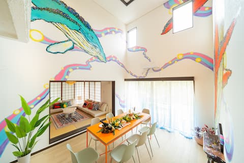 Okinawa Resort Art/20 minutes from airport/BBQ/3 bedrooms/2 baths & 2 toilets/3 free parking spaces