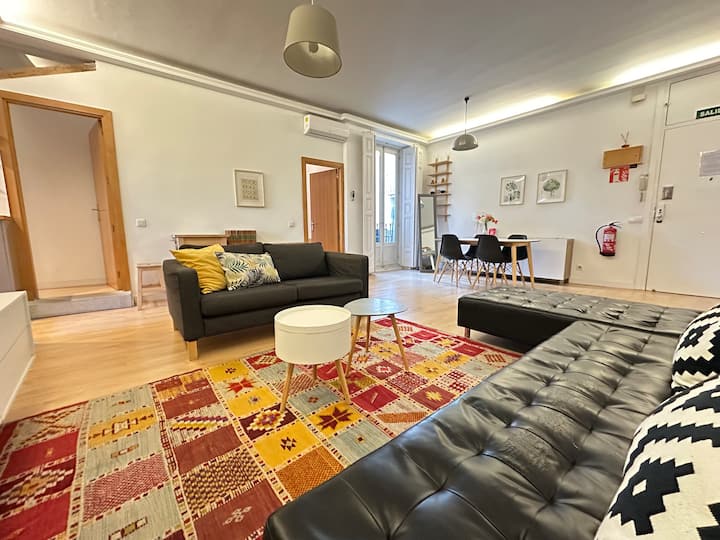 Magnific Apartment At Chamberí  2br, 2 Bth - Madrid