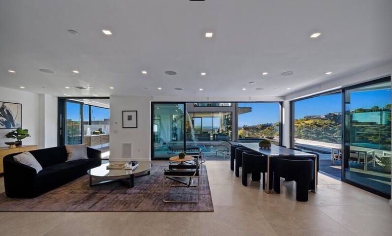 Hollywood Glamour Modern gallery image 5