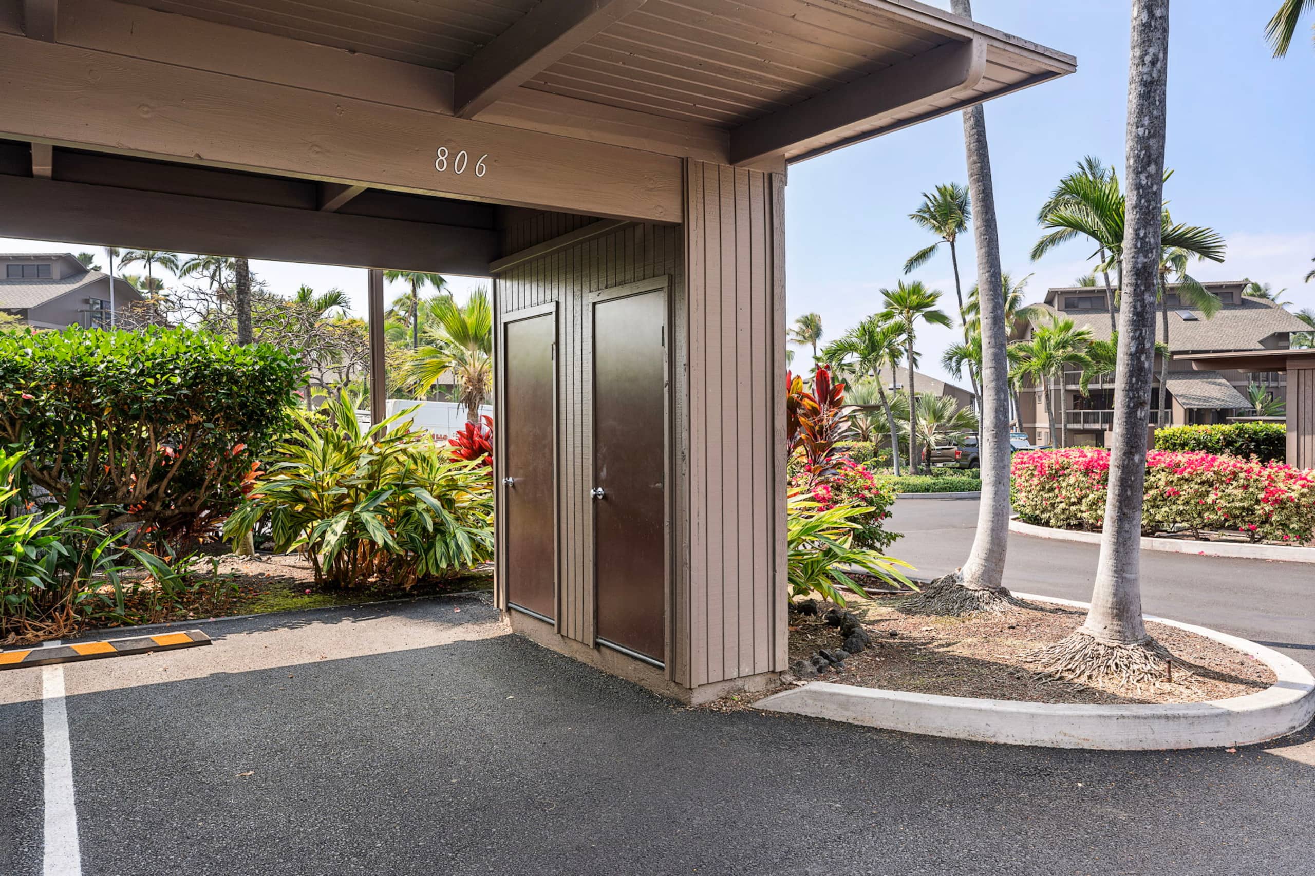 Home in Kailua-Kona · ★5.0 · 3 bedrooms · 7 beds · 2 private baths - Image 31