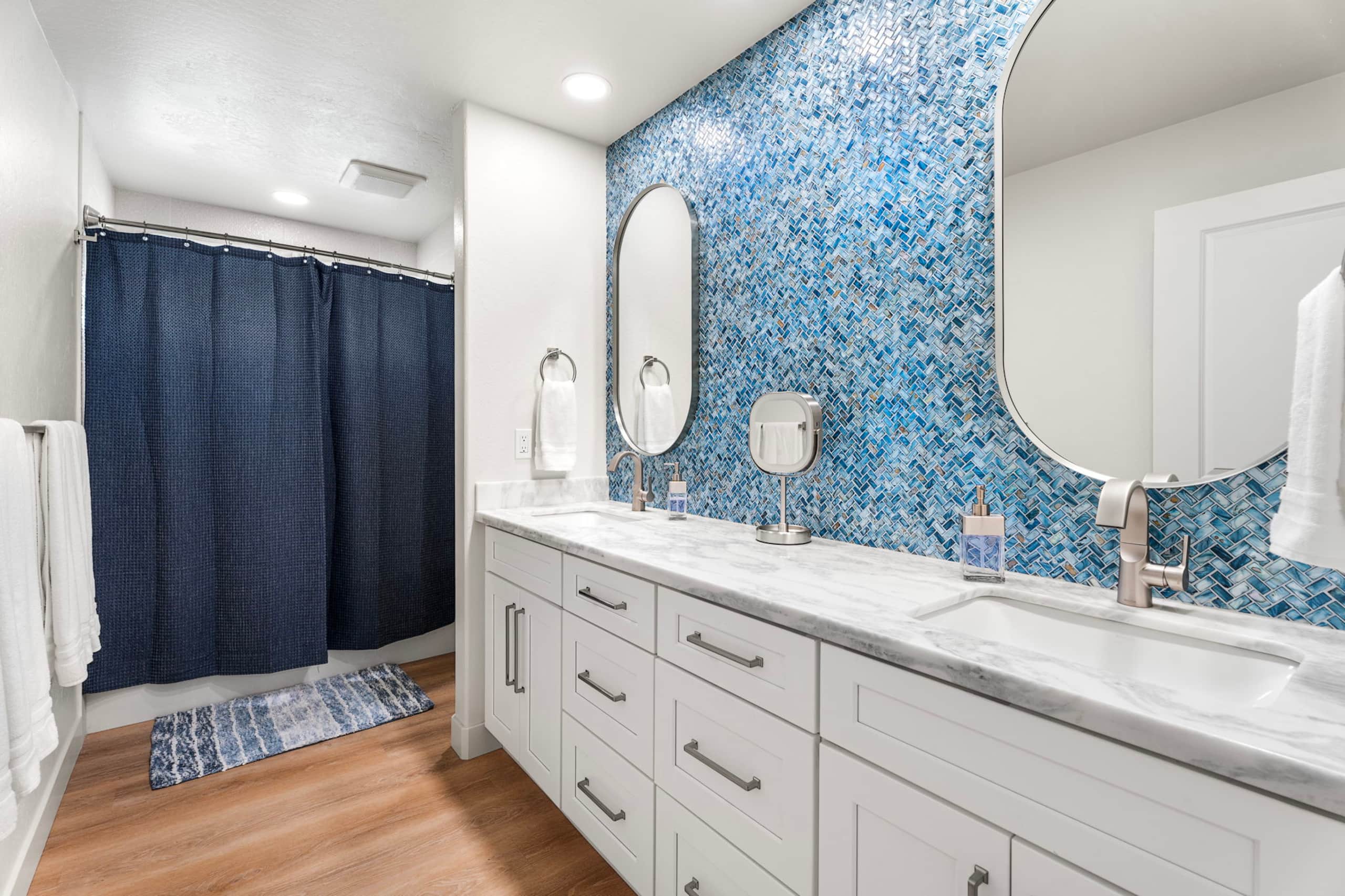 Home in Kailua-Kona · ★5.0 · 3 bedrooms · 7 beds · 2 private baths - Image 23