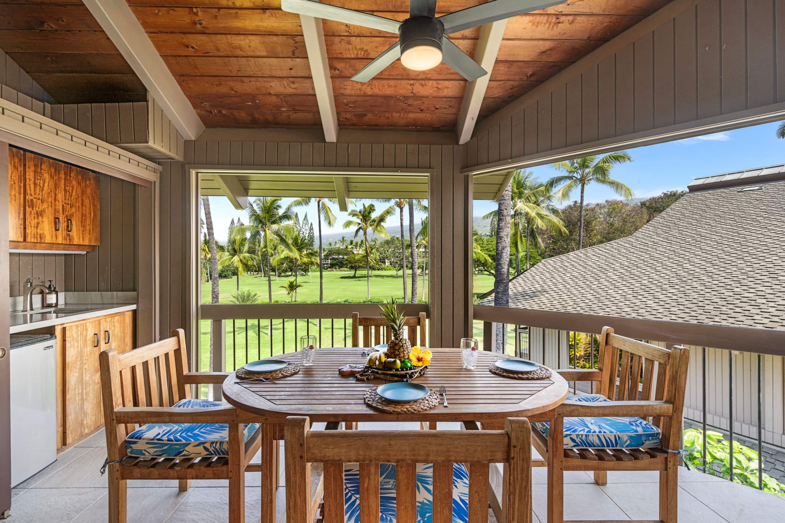 Home in Kailua-Kona · ★5.0 · 3 bedrooms · 7 beds · 2 private baths - Image 25