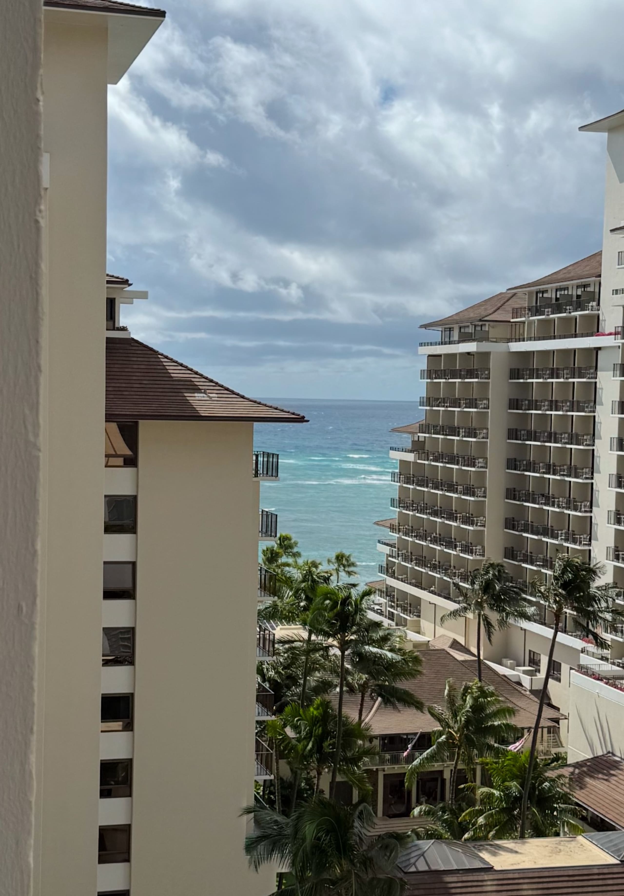 Cozy Studio at Imperial Waikiki – 1 Block to Beach - Image 5