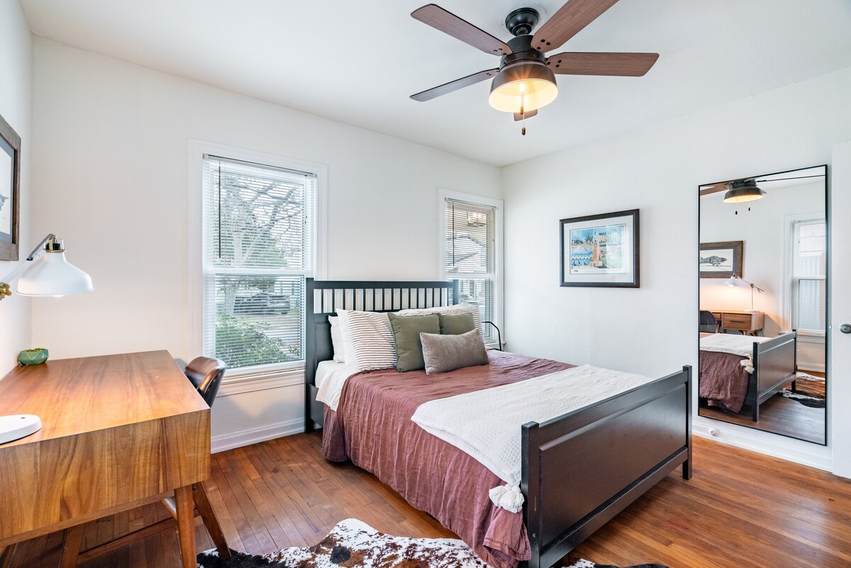 1940s East Side Cottage